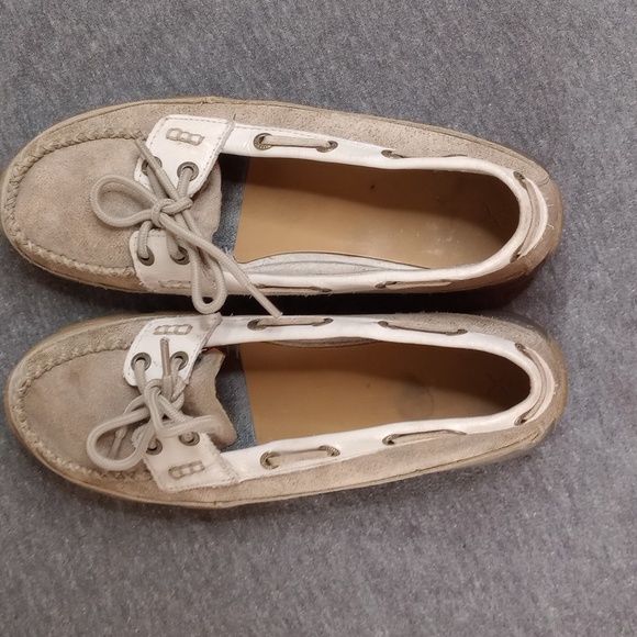 Twisted X Loafers Flats Women's Size 7 Medium Tan Cream Leather Slip On Moc Boat - Picture 2 of 5